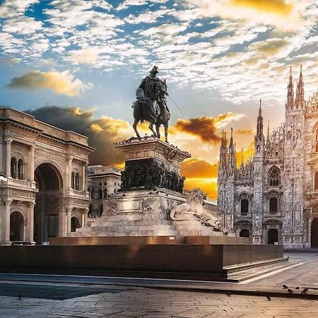 Hotel Amico Milano Esterno foto