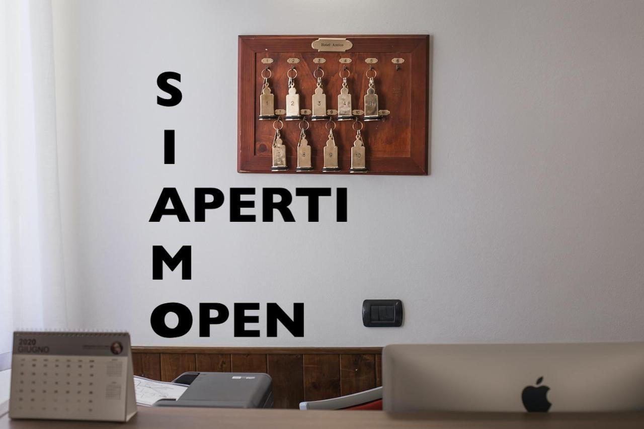 Hotel Amico Milano Esterno foto